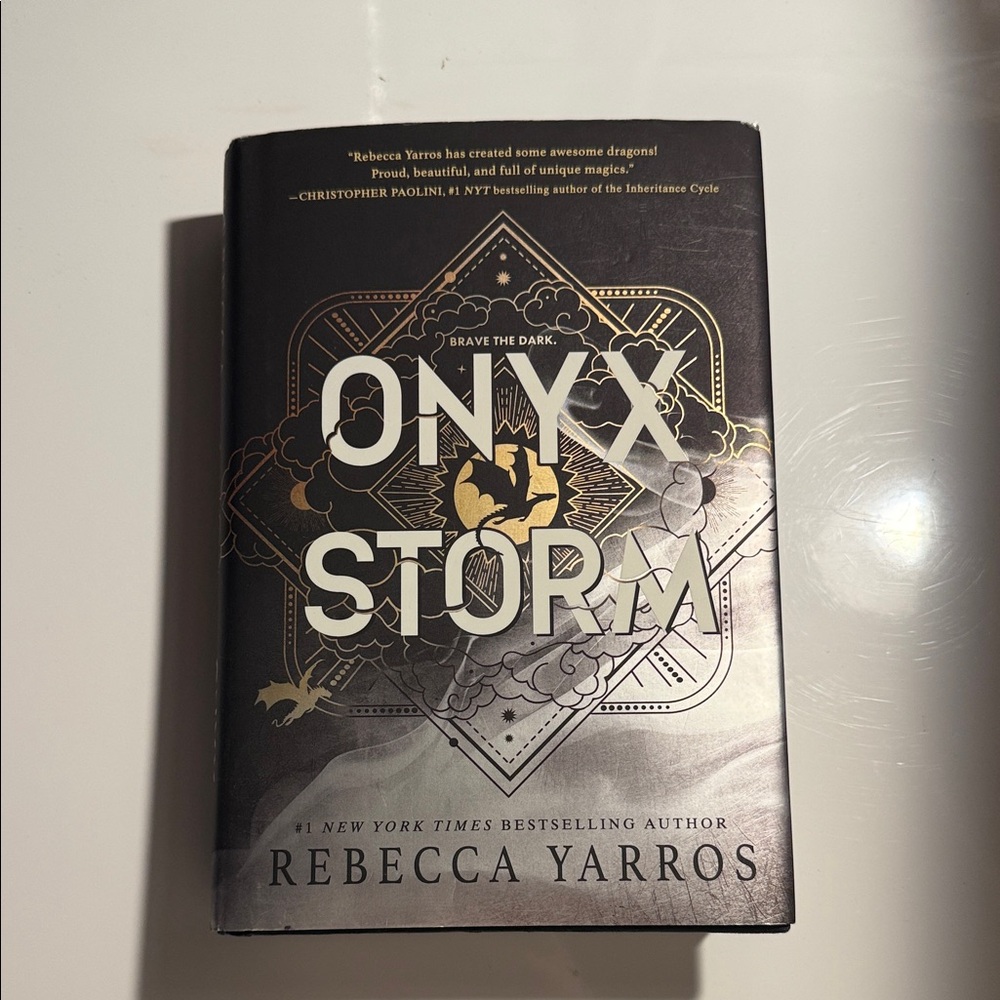 Barnes & Noble Onyx Storm Book - Black and White
